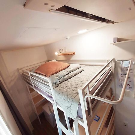 Blue Boat Hostel Myeongdong โซล ภายนอก รูปภาพ